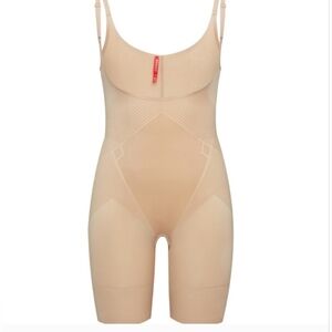 Spanx Thinstincts 2.0 Open Bust Mid Thigh Bodyshaper Size 3X 10235R
